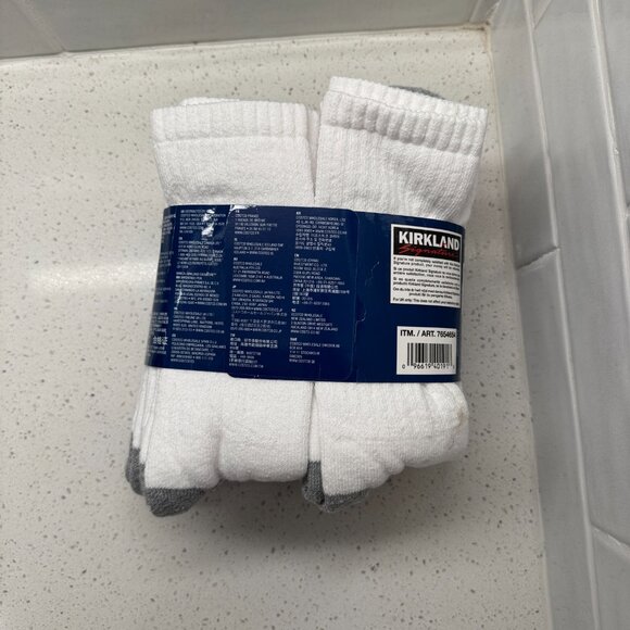 Kirkland Signature Athletic Socks - Picture 3 of 3